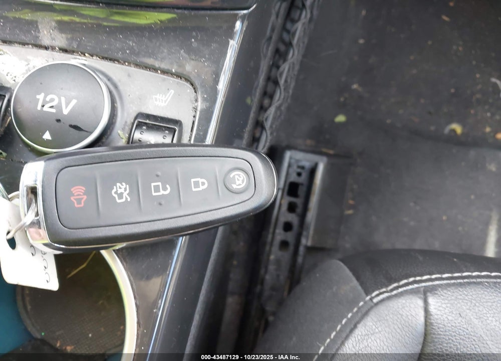 2014 FORD ESCAPE VIN: 1FMCU9J94EUD49905