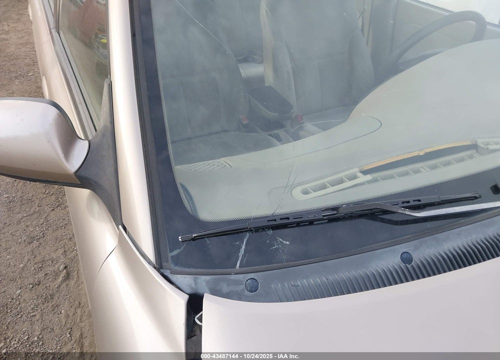 2003 KIA SPECTRA LS VIN: KNAFB121735287826