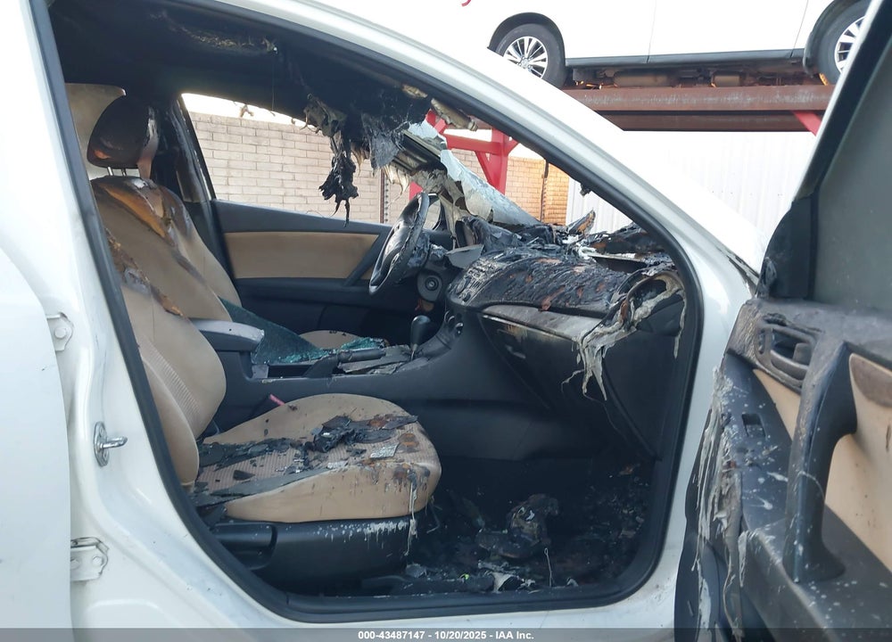 2012 MAZDA 3 VIN: JM1BL1VG5C1502612