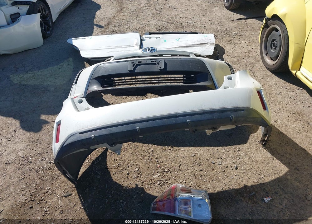 2015 TOYOTA PRIUS V THREE VIN: JTDZN3EU3FJ020591