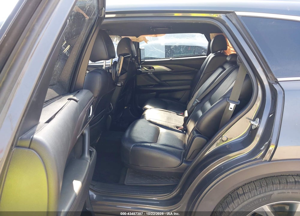 2018 MAZDA CX-9 GRAND TOURING VIN: JM3TCADY7J0208167