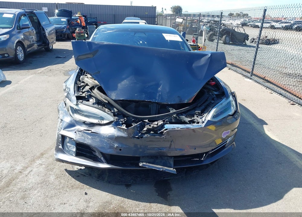 2018 TESLA MODEL S 100D/75D/P100D VIN: 5YJSA1E25JF294259
