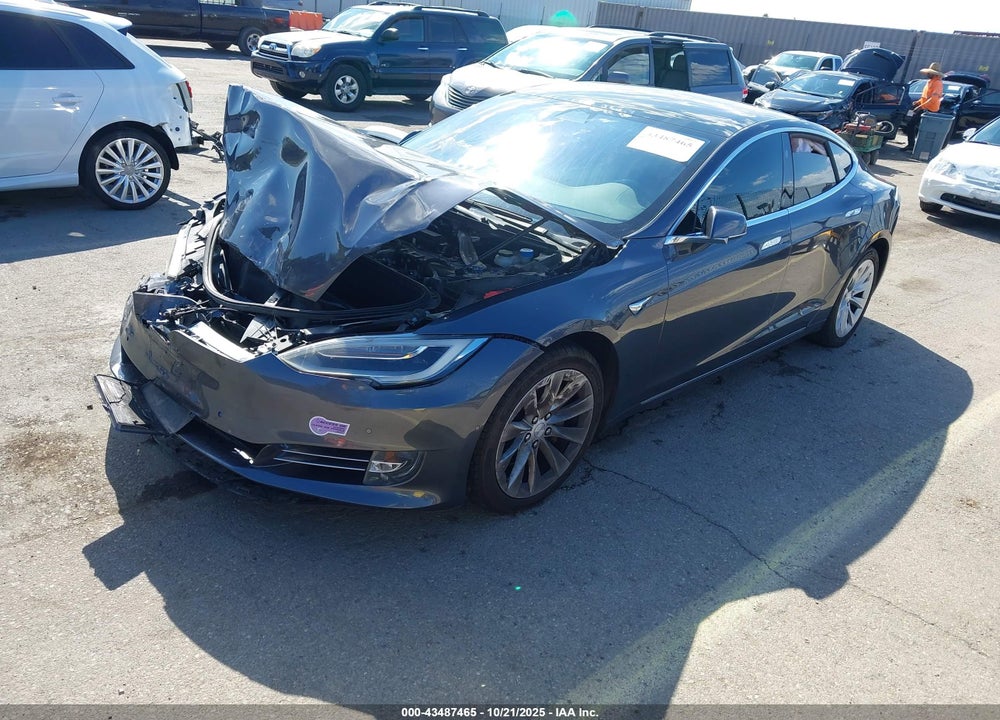2018 TESLA MODEL S 100D/75D/P100D VIN: 5YJSA1E25JF294259