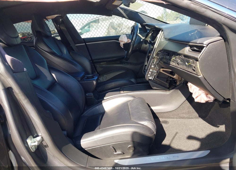 2018 TESLA MODEL S 100D/75D/P100D VIN: 5YJSA1E25JF294259