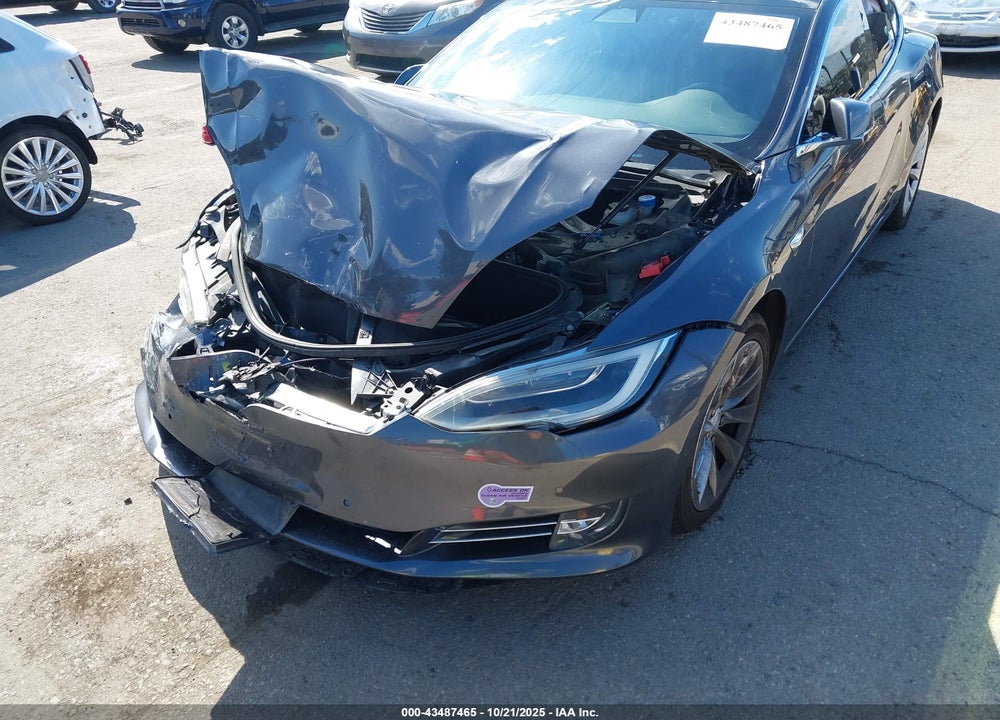 2018 TESLA MODEL S 100D/75D/P100D VIN: 5YJSA1E25JF294259