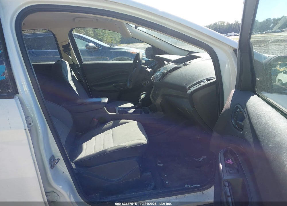 2019 FORD ESCAPE VIN: 1FMCU0F79KUB20537