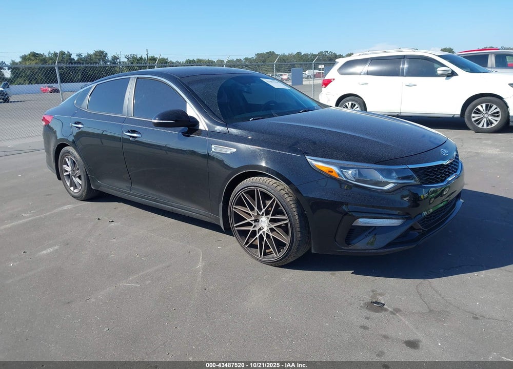 2019 KIA OPTIMA LX VIN: 5XXGT4L34KG326792