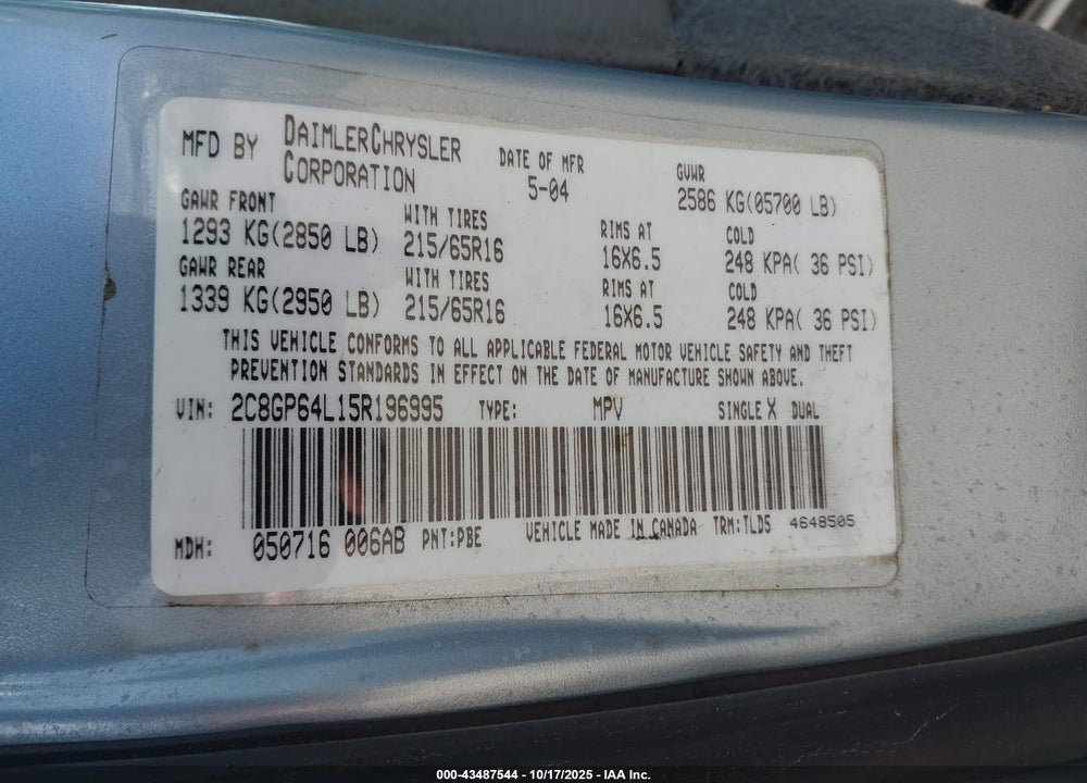 2005 CHRYSLER TOWN & COUNTRY LIMITED VIN: 2C8GP64L15R196995