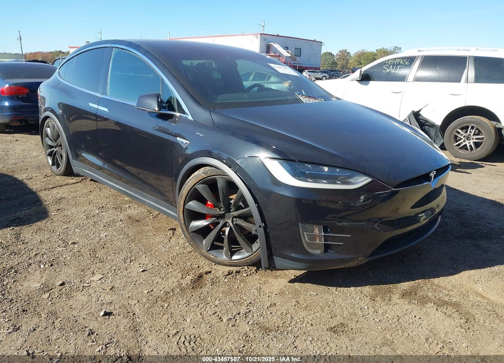 2016 TESLA MODEL X 75D/P100D/P90D VIN: 5YJXCBE43GF009414