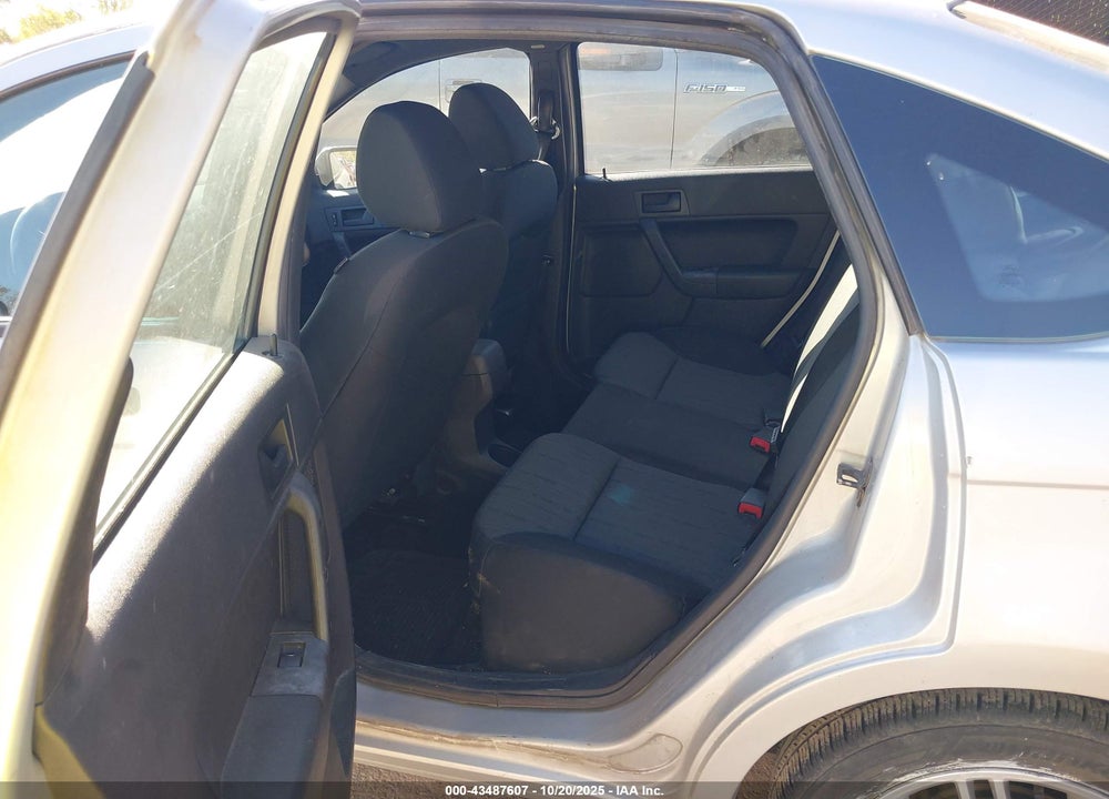 2009 FORD FOCUS SE VIN: 1FAHP35N59W227429