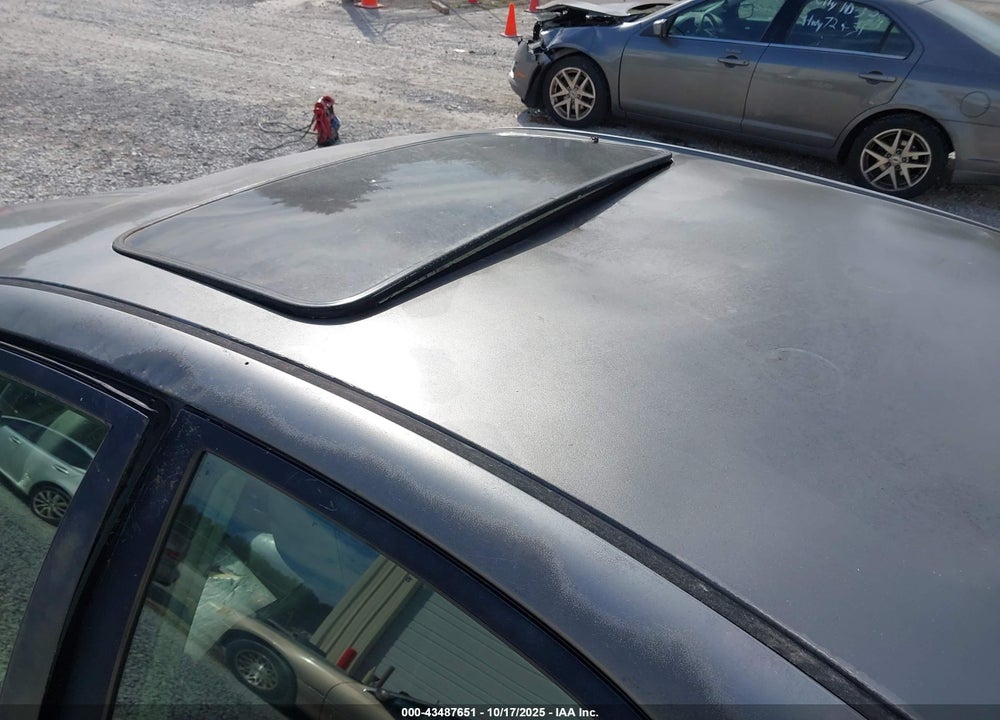 2003 TOYOTA CAMRY XLE VIN: 4T1BE30K83U753684