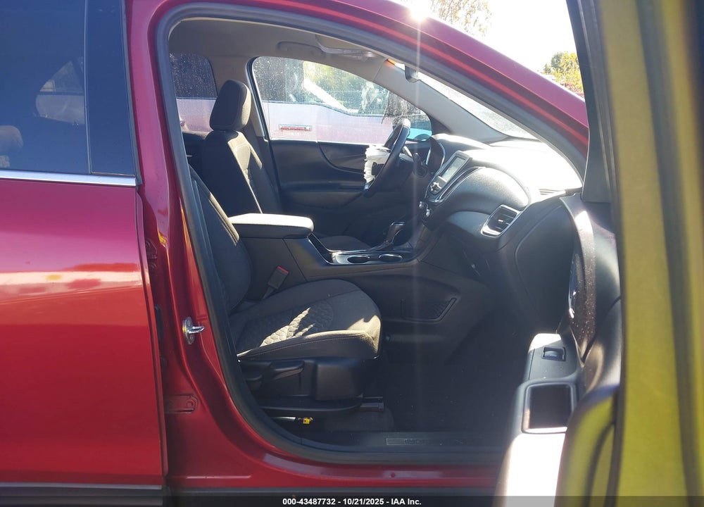 2018 CHEVROLET EQUINOX VIN: 2GNAXTEX5J6168871