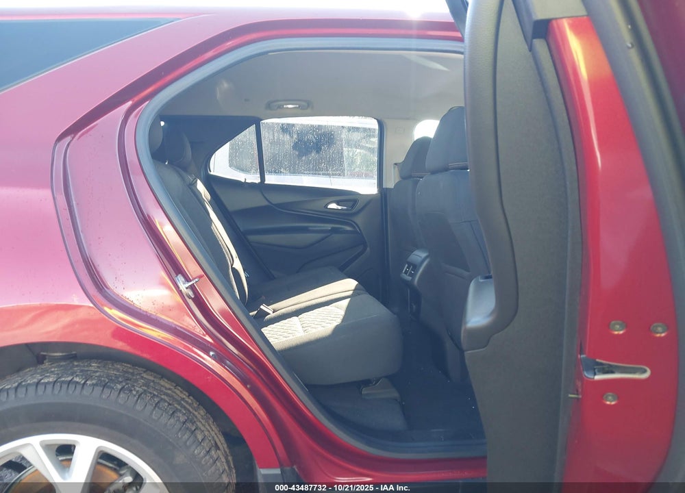 2018 CHEVROLET EQUINOX VIN: 2GNAXTEX5J6168871