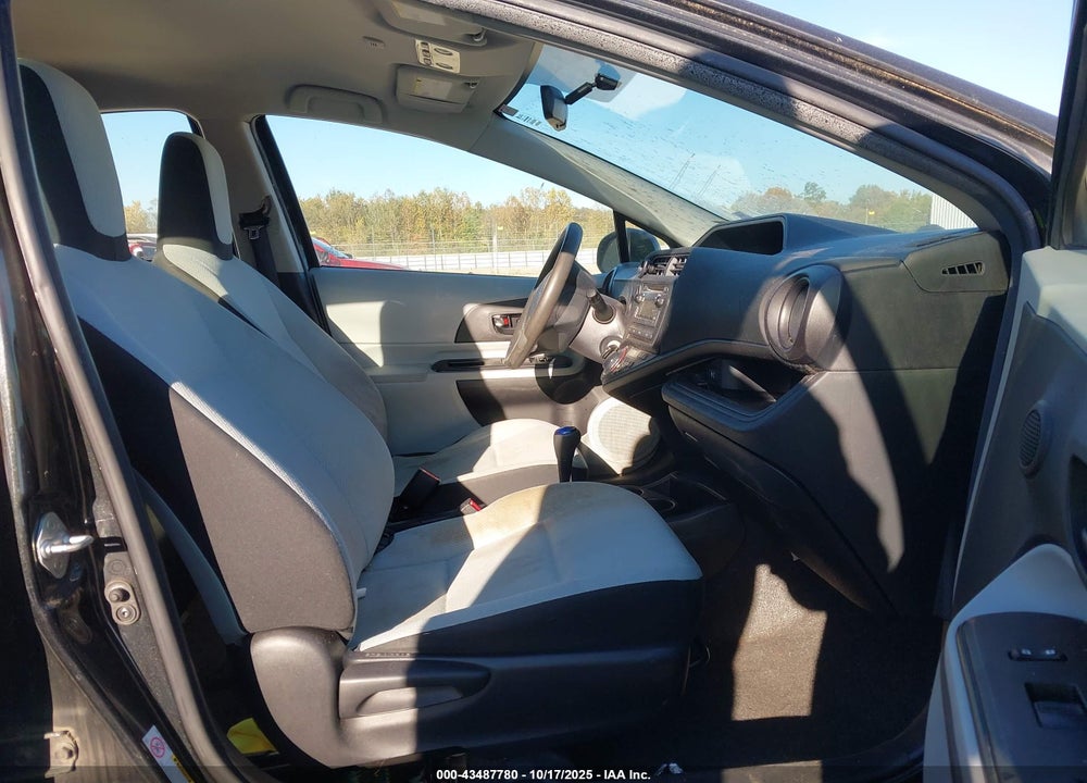 2013 TOYOTA PRIUS C ONE VIN: JTDKDTB32D1546286