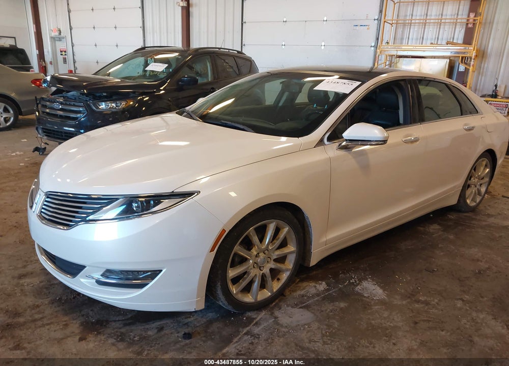 2015 LINCOLN MKZ VIN: 3LN6L2LUXFR606292