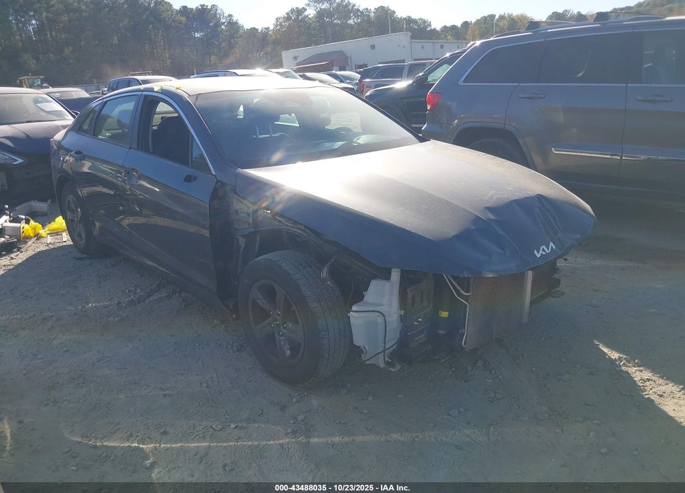 2022 KIA K5 LXS VIN: 5XXG14J26NG147755