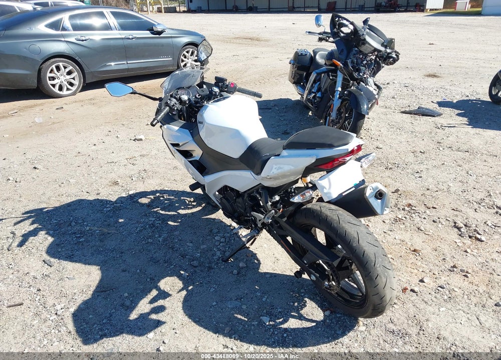 2020 KAWASAKI EX400 VIN: JKAEXKH12LDA66943