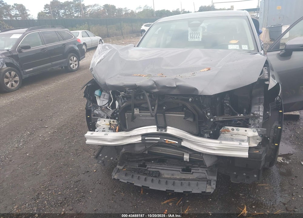 2025 HONDA HR-V VIN: 3CZRZ2H35SM755999