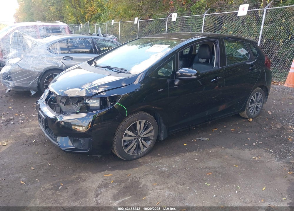 2015 HONDA FIT VIN: 3HGGK5H89FM731419
