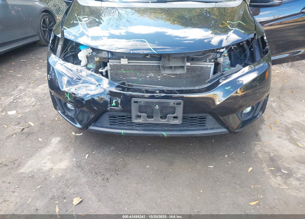 2015 HONDA FIT VIN: 3HGGK5H89FM731419
