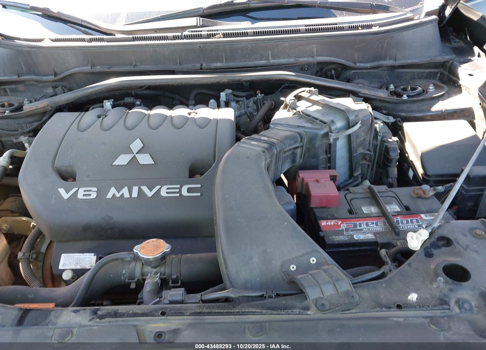 2011 MITSUBISHI OUTLANDER GT VIN: JA4JT5AX8BU008101