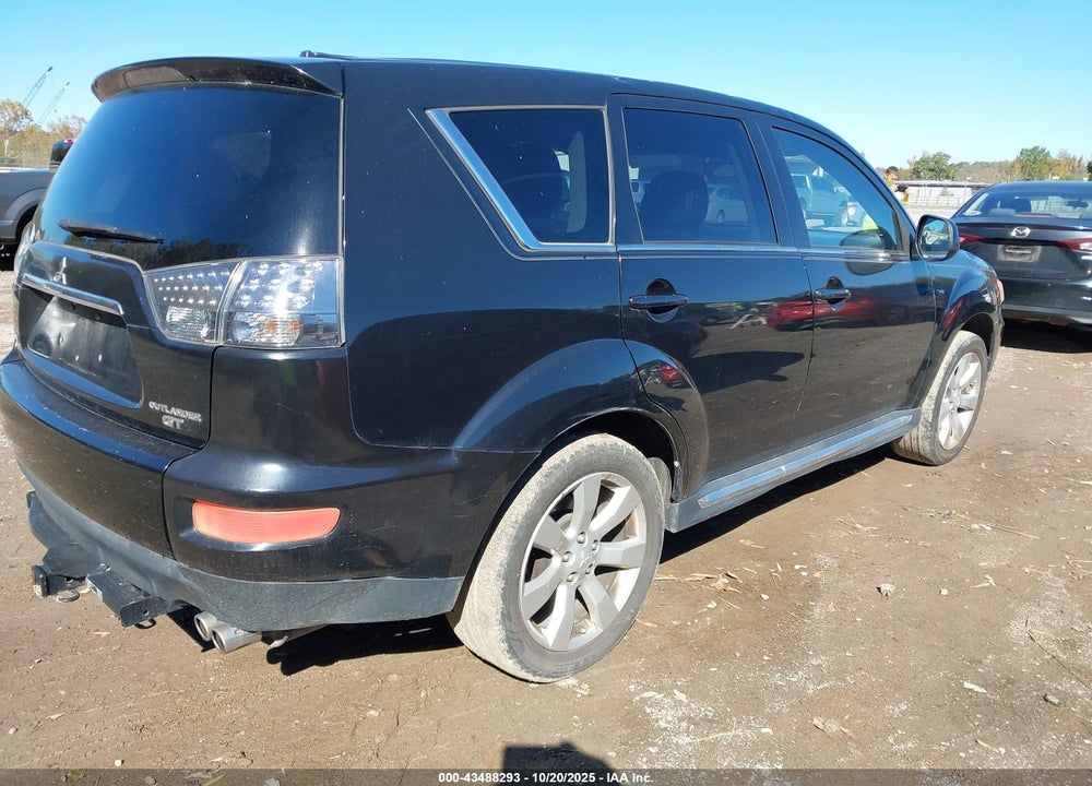 2011 MITSUBISHI OUTLANDER GT VIN: JA4JT5AX8BU008101