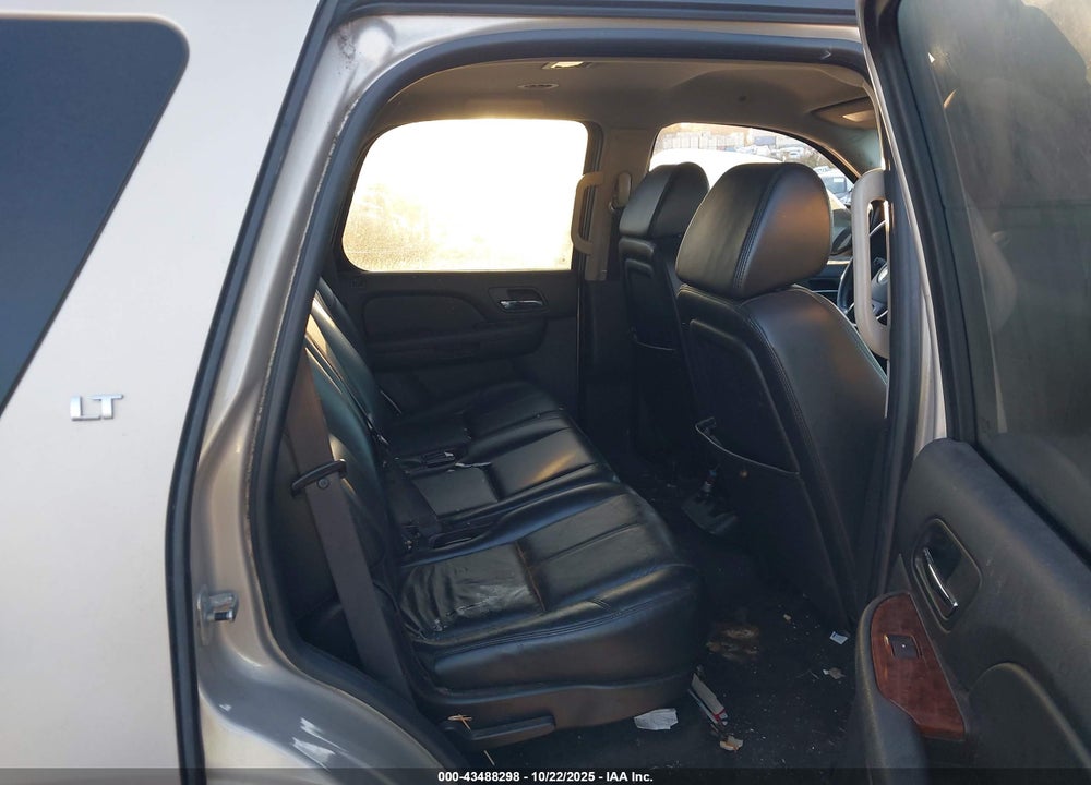 2008 CHEVROLET TAHOE LT VIN: 1GNFK13018J115502