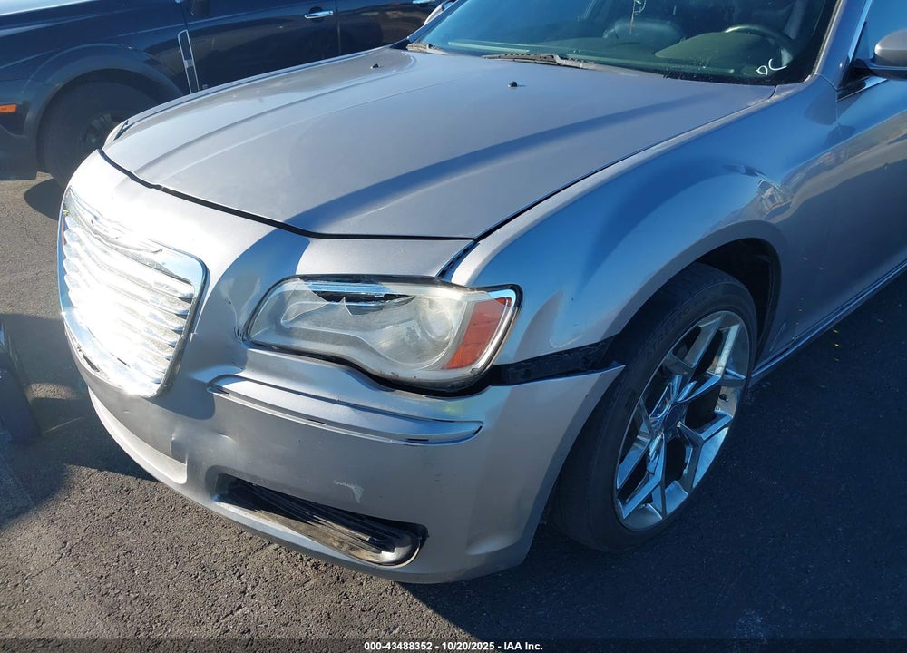 2014 CHRYSLER 300 VIN: 2C3CCAAG7EH181109