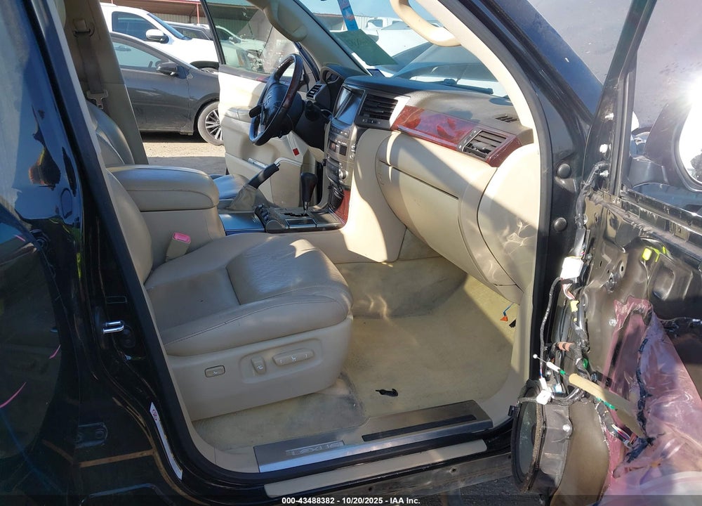 2009 LEXUS LX 570 VIN: JTJHY00W494022795