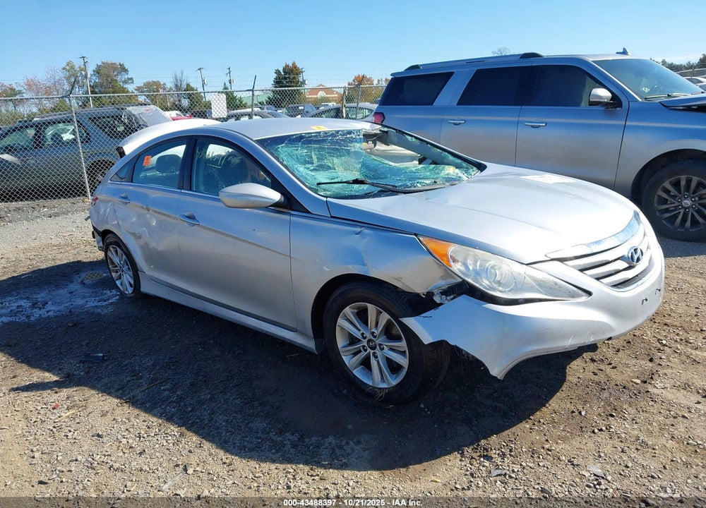 2014 HYUNDAI SONATA GLS VIN: 5NPEB4AC3EH880086
