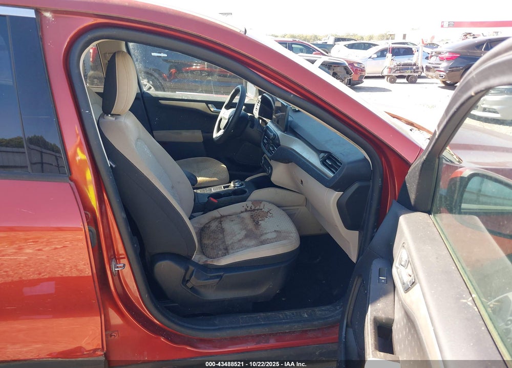 2020 FORD ESCAPE SE VIN: 1FMCU0G63LUA68622