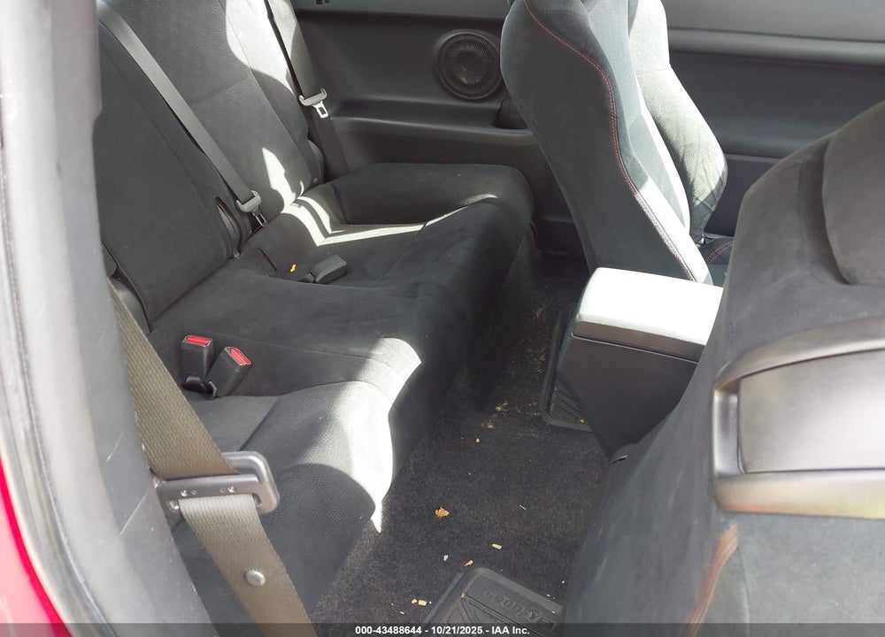 2013 SCION TC VIN: JTKJF5C76D3050147