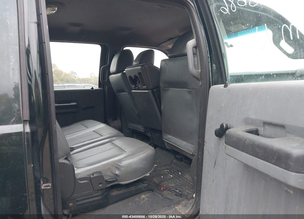 2015 FORD F-350 XL VIN: 1FD8W3A62FED72064