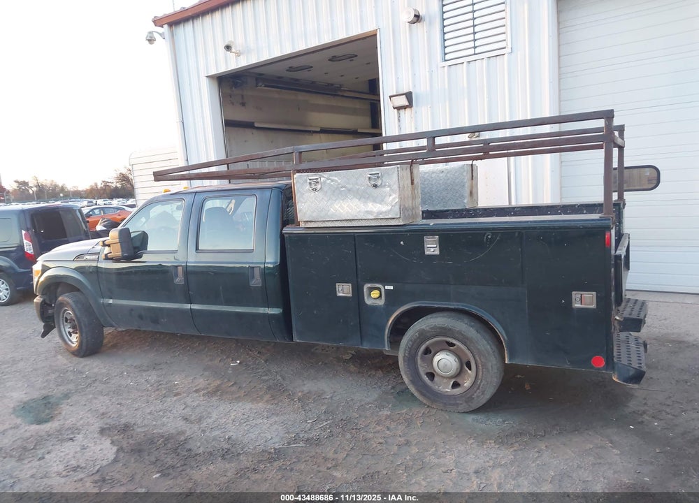 2015 FORD F-350 XL VIN: 1FD8W3A62FED72064