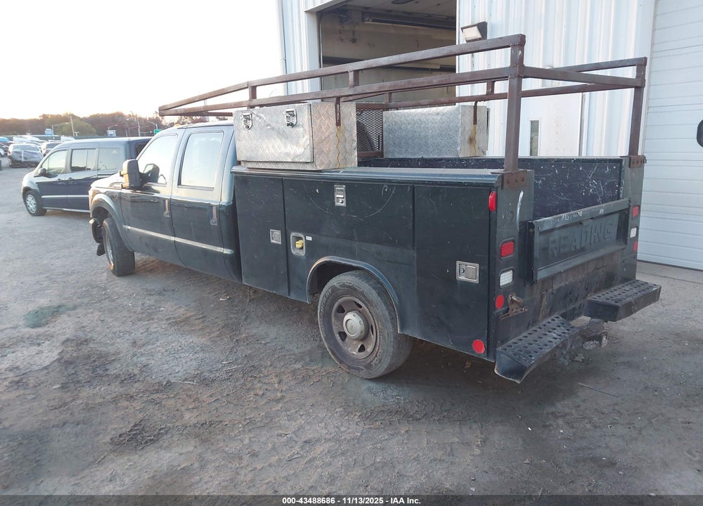 2015 FORD F-350 XL VIN: 1FD8W3A62FED72064