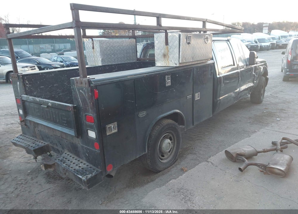 2015 FORD F-350 XL VIN: 1FD8W3A62FED72064