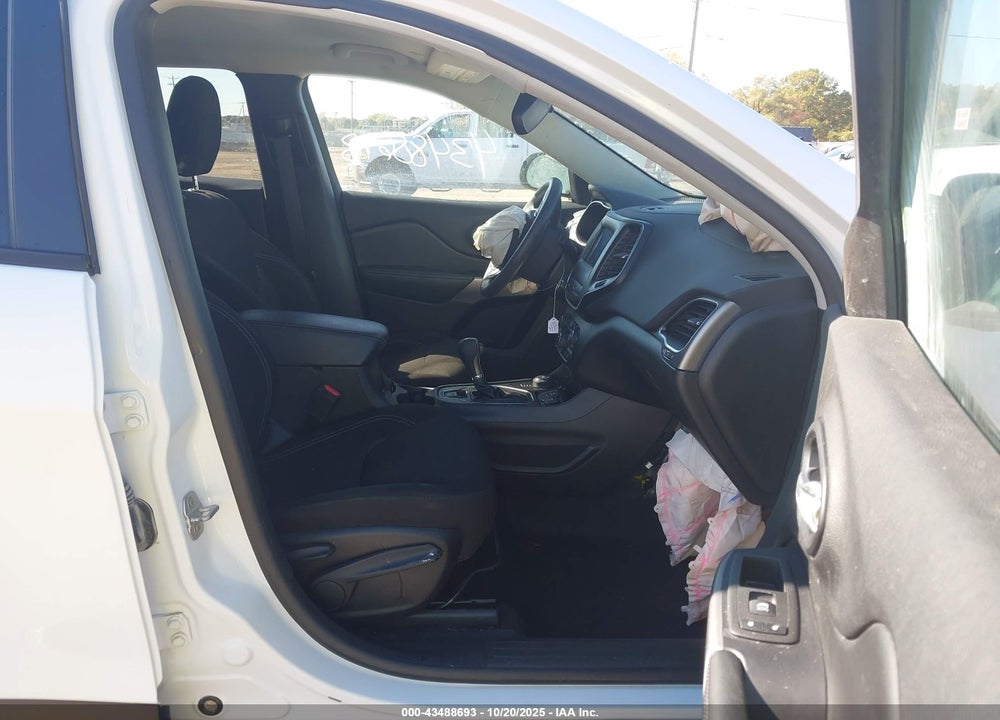 2021 JEEP CHEROKEE LATITUDE 4X4 VIN: 1C4PJMCB6MD193222