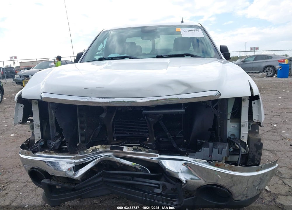 2011 GMC SIERRA 1500 VIN: 1GTR1UEA8BZ455271