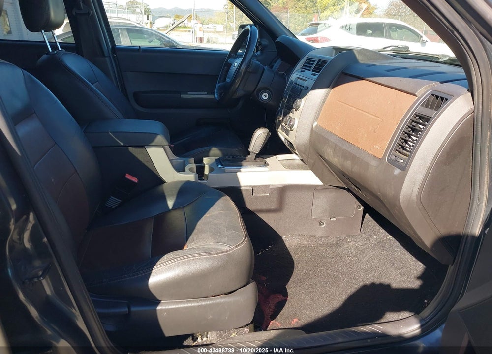 2008 FORD ESCAPE XLT VIN: 1FMCU03158KB05361