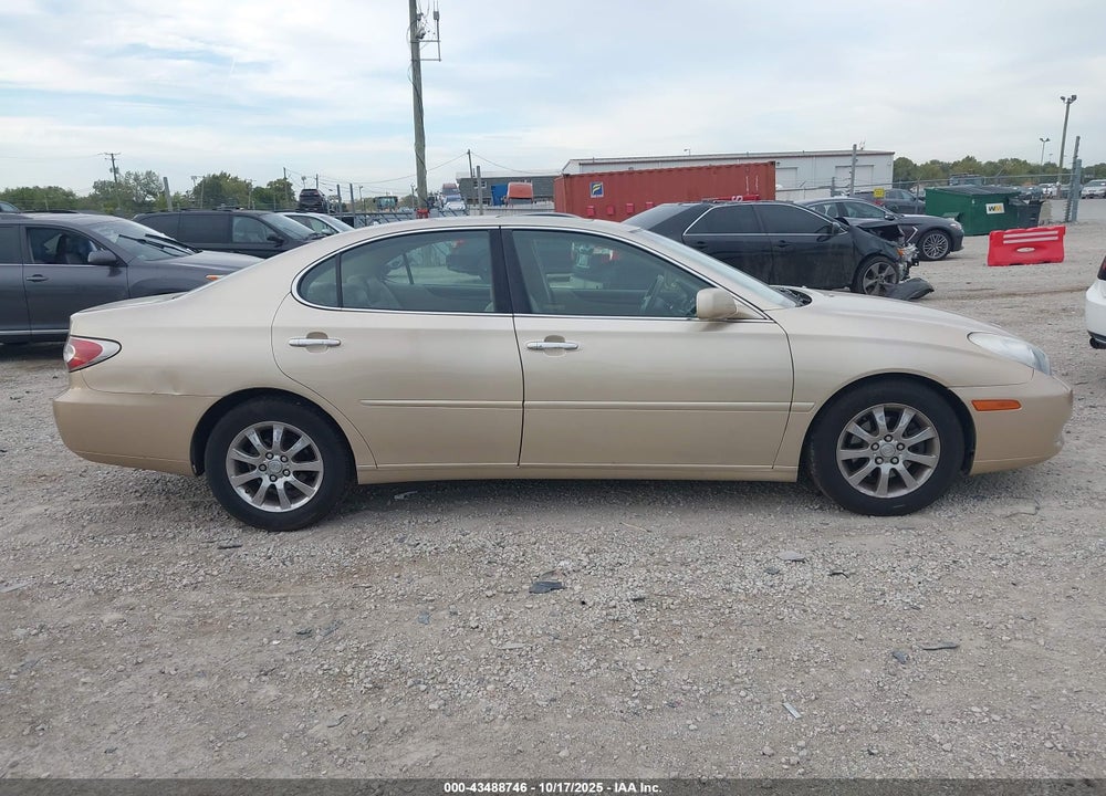 2002 LEXUS ES 300 VIN: JTHBF30G420067854