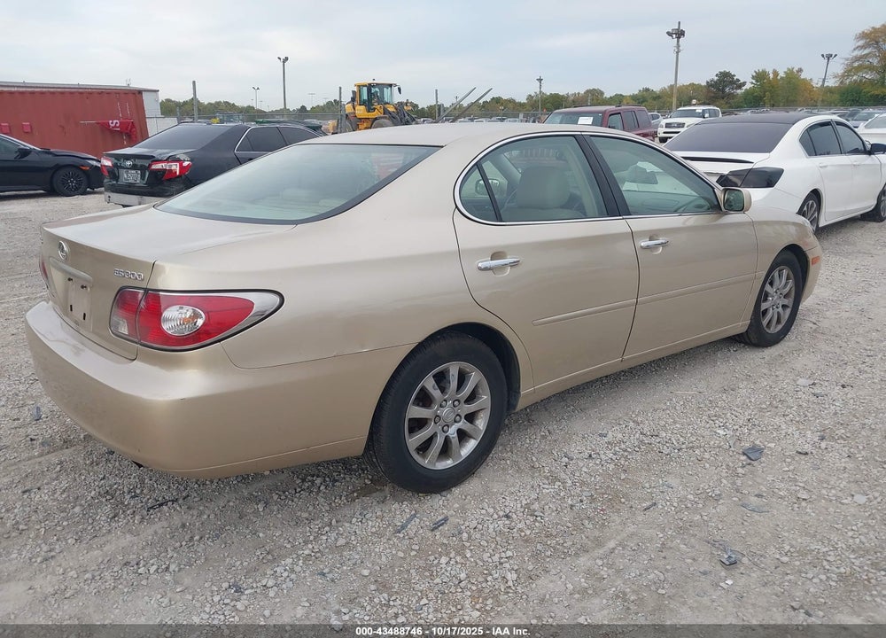 2002 LEXUS ES 300 VIN: JTHBF30G420067854