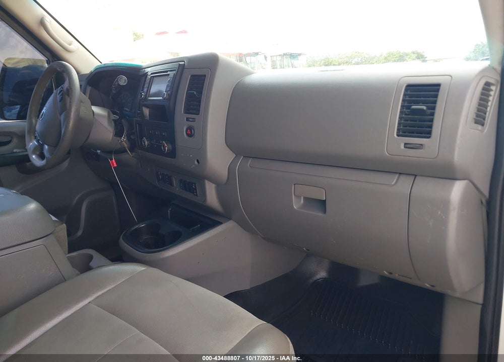 2016 NISSAN NV CARGO NV2500 HD SV V6 VIN: 1N6BF0KY2GN813280