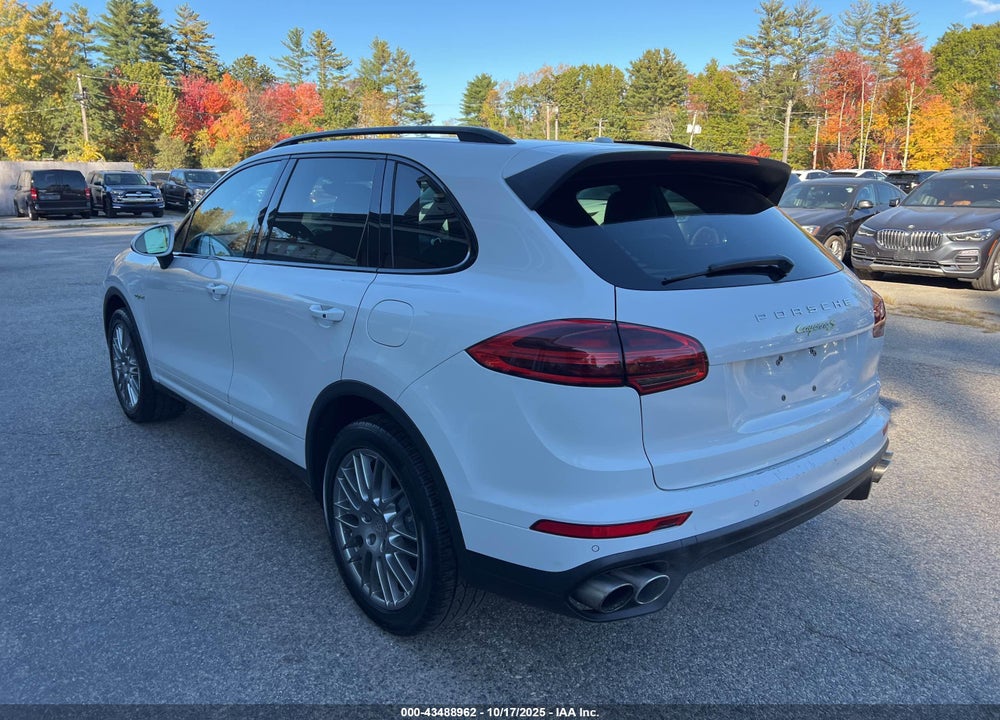 2016 PORSCHE CAYENNE E-HYBRID VIN: WP1AE2A20GLA17115