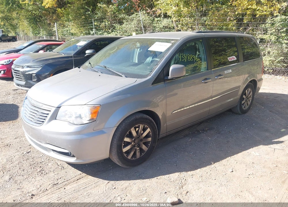 2015 CHRYSLER TOWN & COUNTRY TOURING VIN: 2C4RC1BG2FR582471