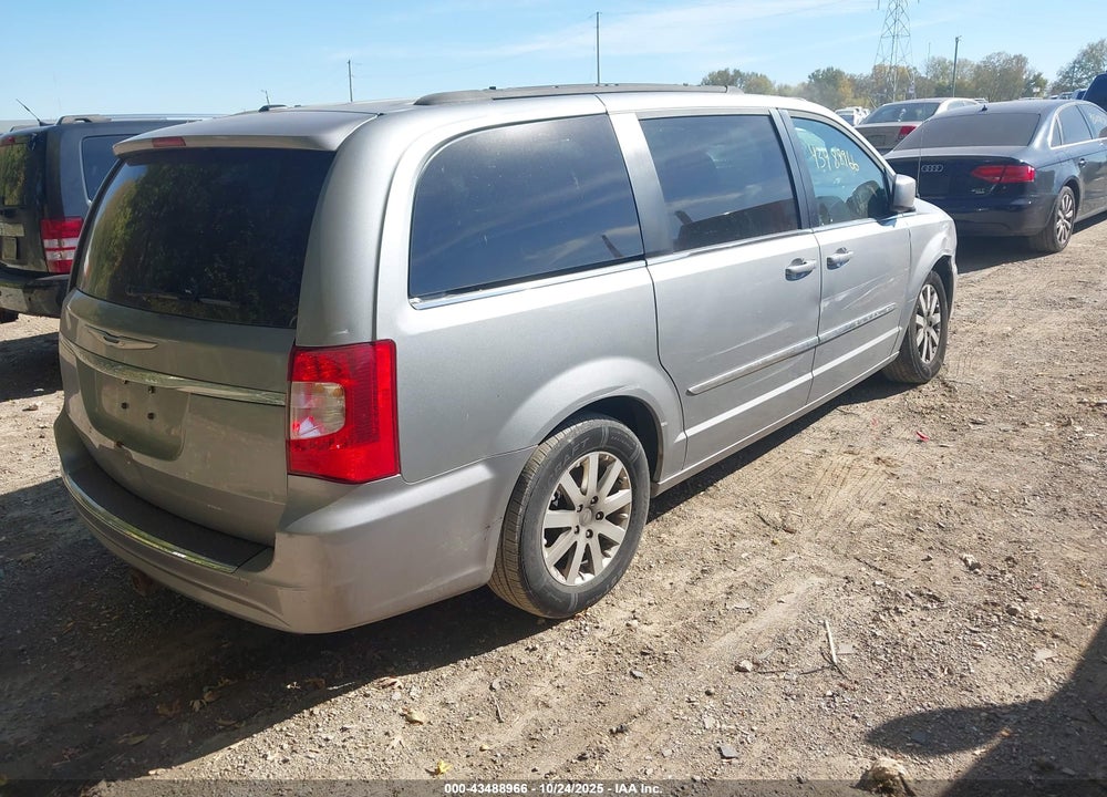 2015 CHRYSLER TOWN & COUNTRY TOURING VIN: 2C4RC1BG2FR582471