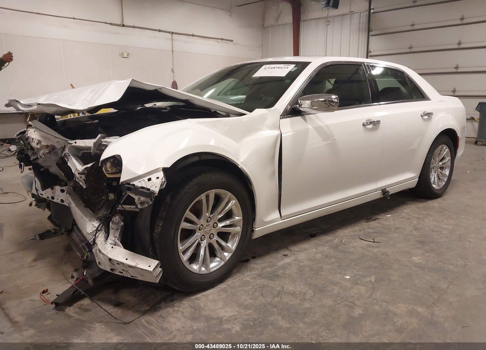 2017 CHRYSLER 300C VIN: 2C3CCAEG4HH596564