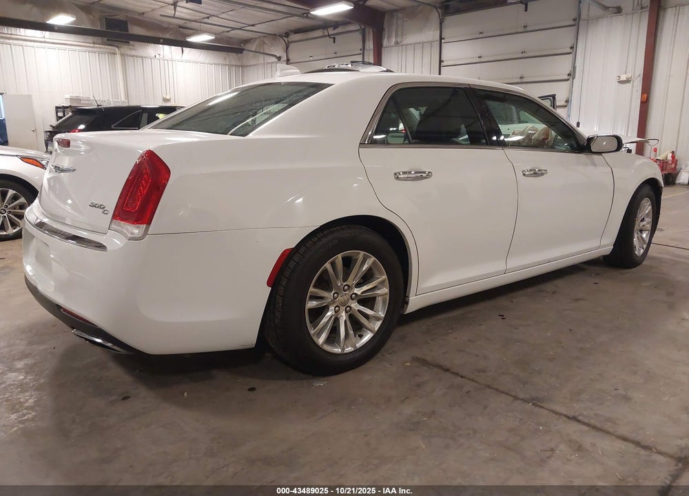2017 CHRYSLER 300C VIN: 2C3CCAEG4HH596564