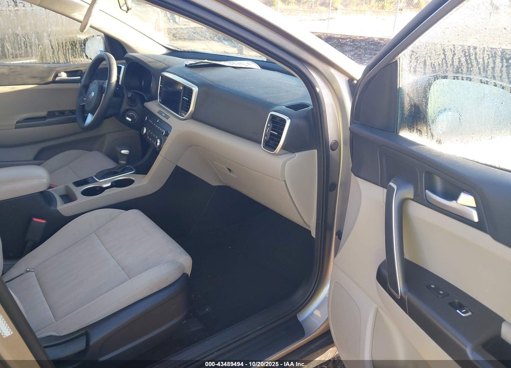 2021 KIA SPORTAGE LX VIN: KNDPM3AC4M7939114