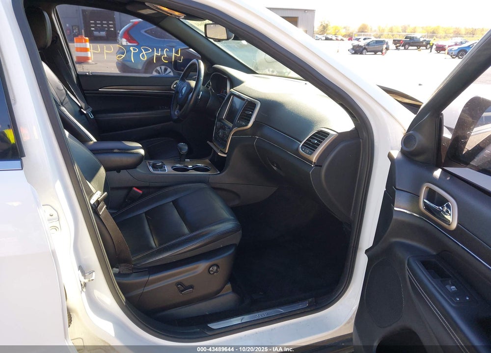 2015 JEEP GRAND CHEROKEE LIMITED VIN: 1C4RJFBG0FC828719