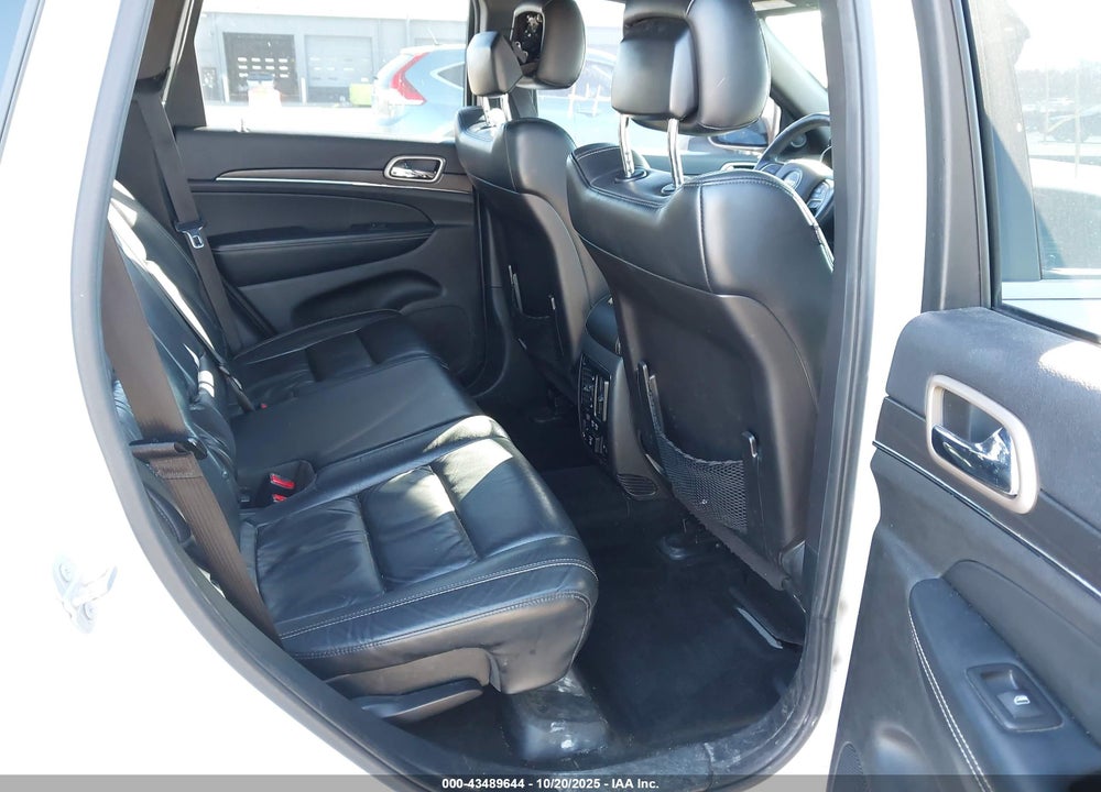 2015 JEEP GRAND CHEROKEE LIMITED VIN: 1C4RJFBG0FC828719